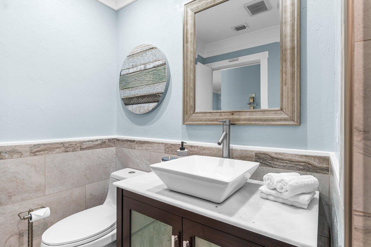 EASTGATE AT HUNTERS RUN CONDO - Residential