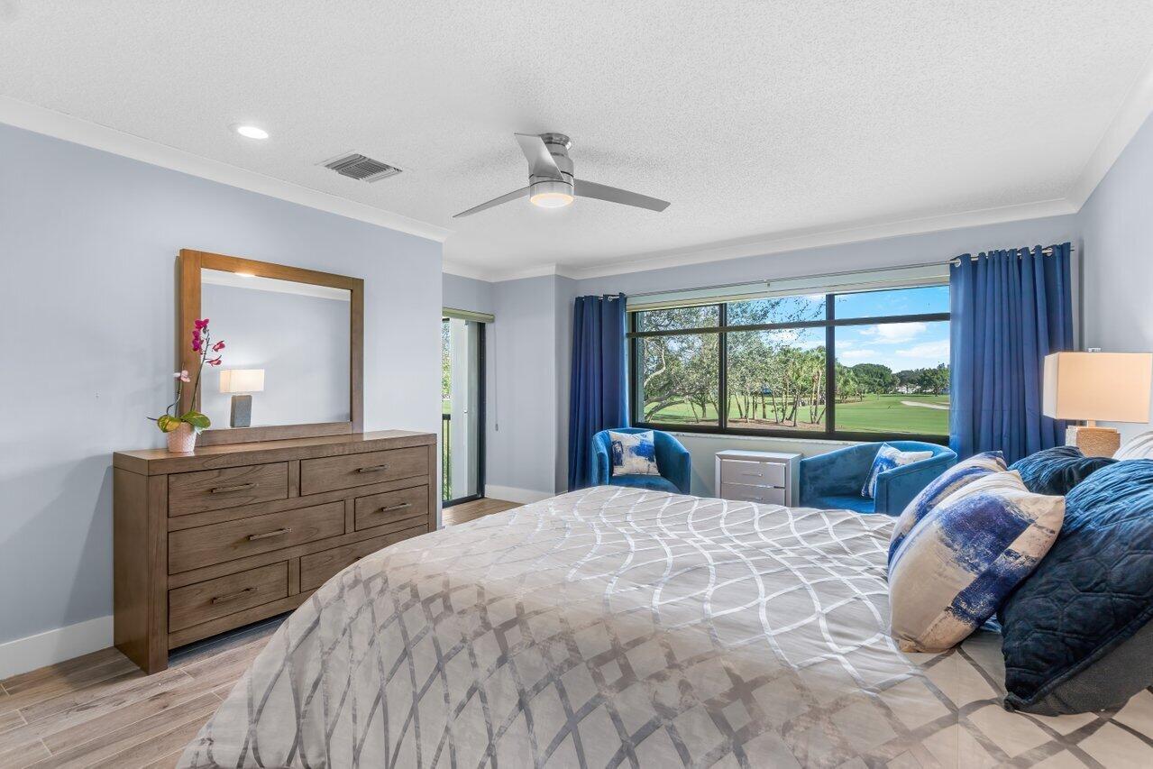 EASTGATE AT HUNTERS RUN CONDO - Residential