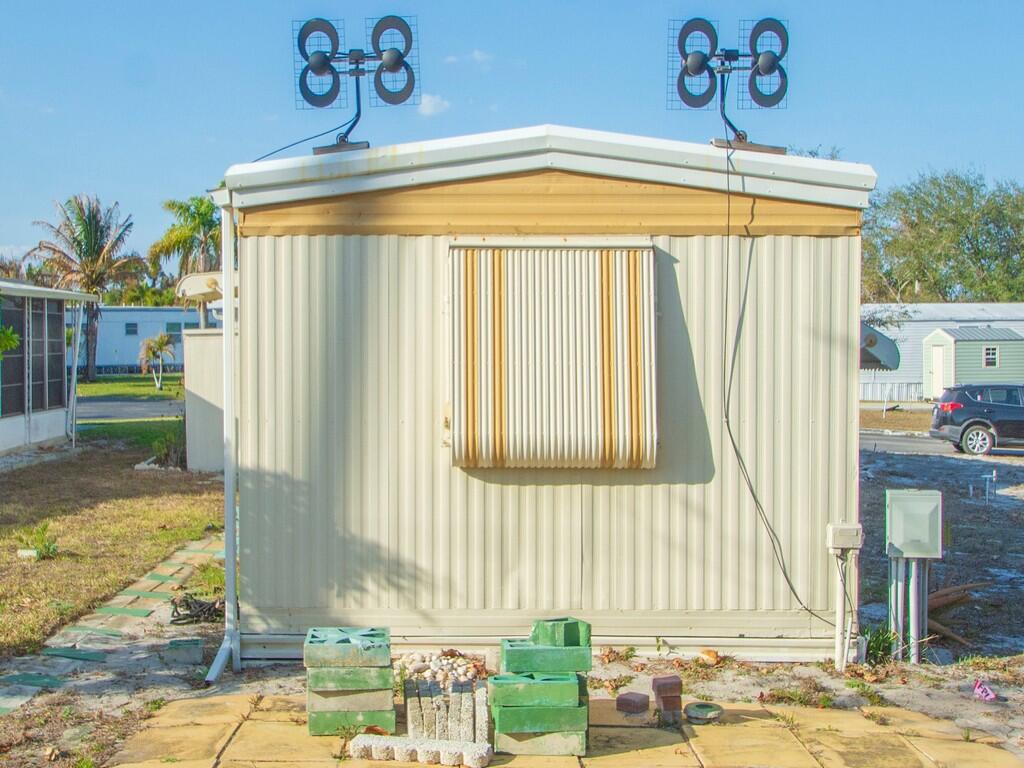 Tropical Acres - Residential