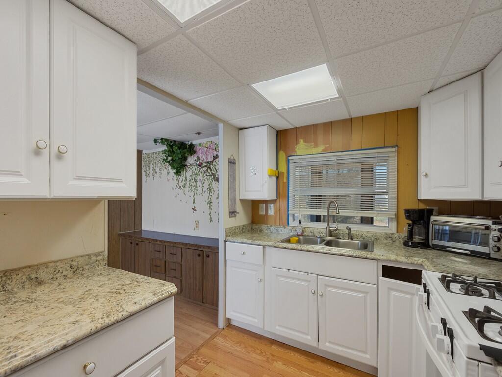 Tropical Acres - Residential