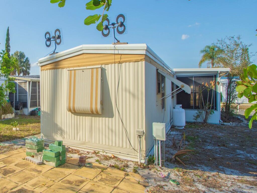 Tropical Acres - Residential