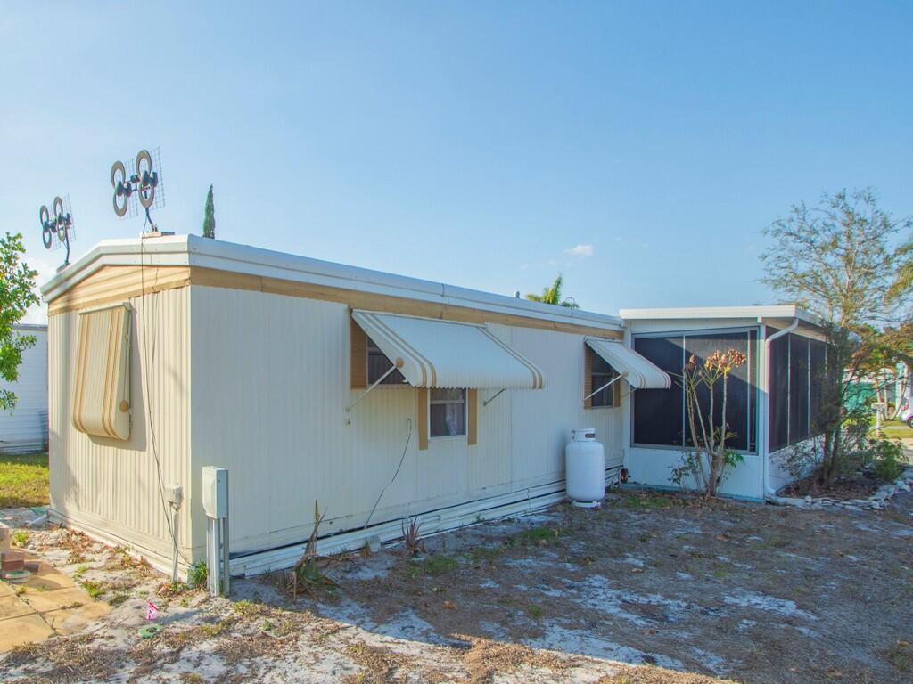 Tropical Acres - Residential