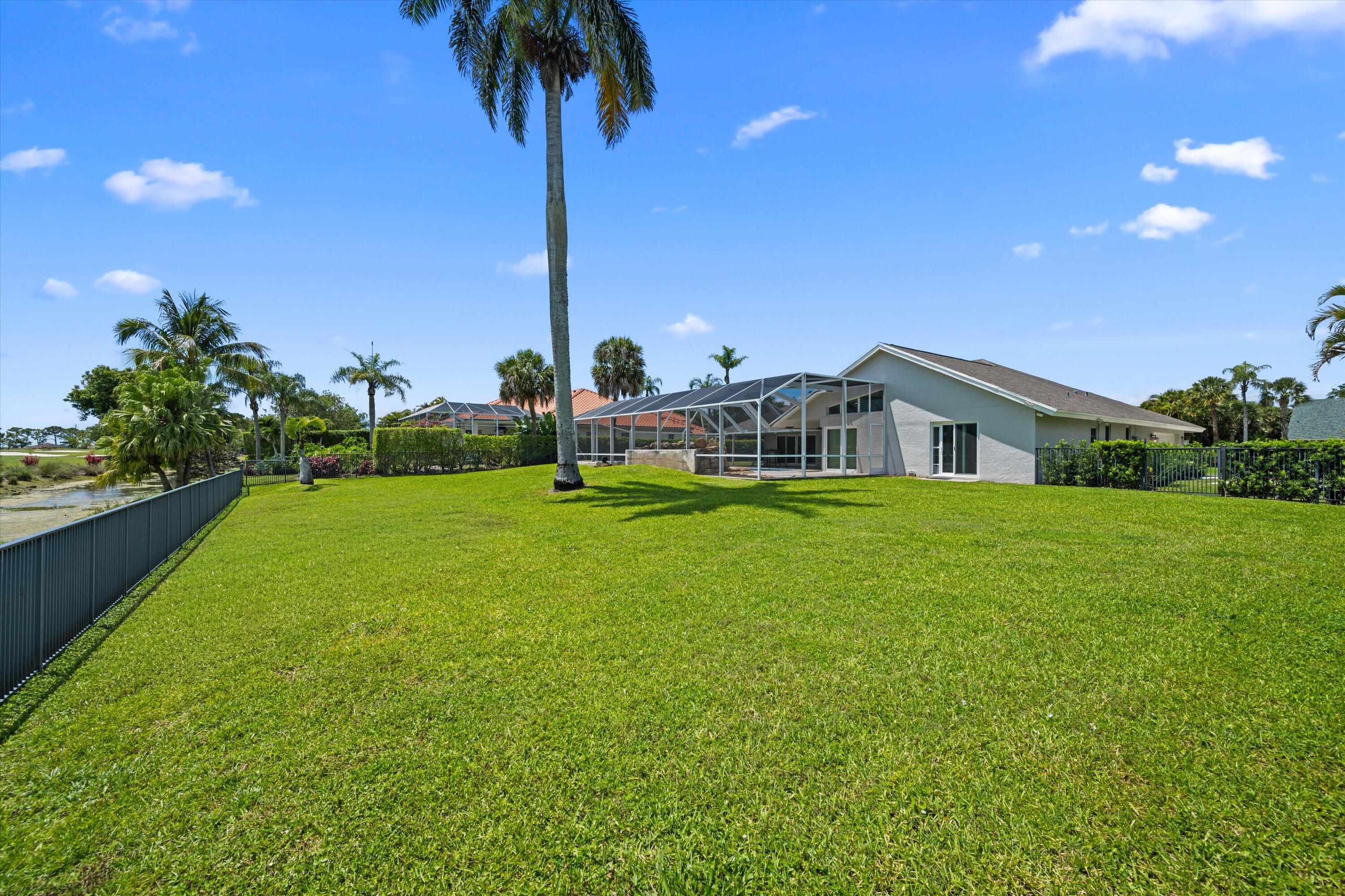 MEADOW WOOD OF THE LANDINGS AT WELLINGTON - Residential