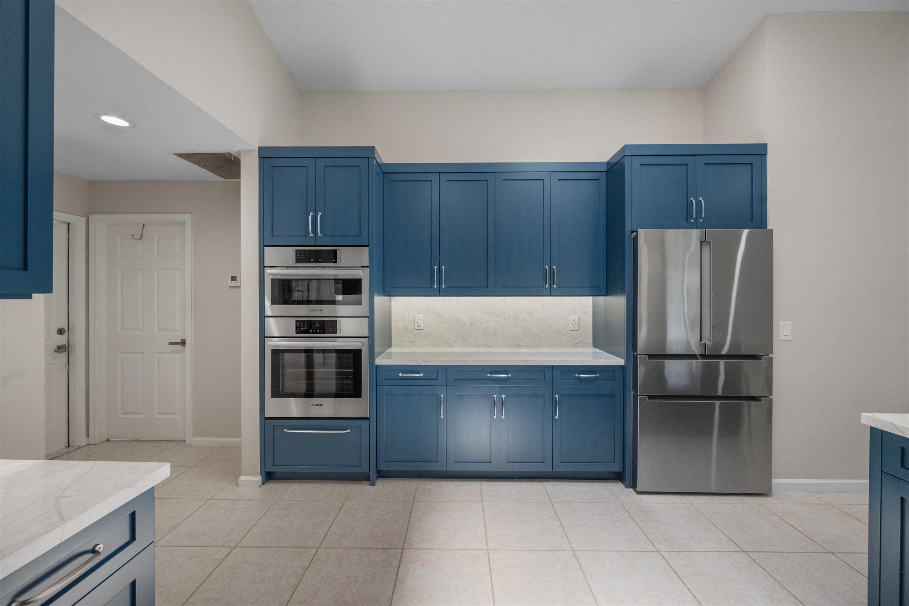MEADOW WOOD OF THE LANDINGS AT WELLINGTON - Residential