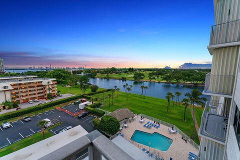 A home in North Palm Beach