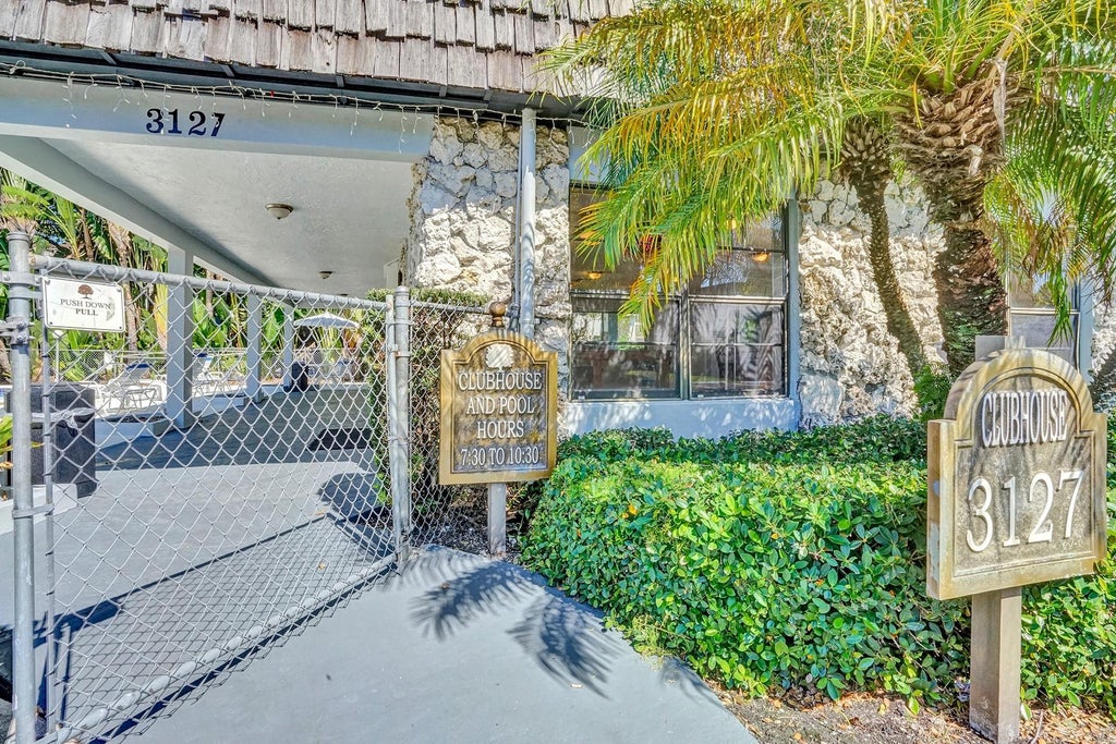 Photo of 3125 Oakland Shores Drive #B202, Oakland Park, FL 33309 (MLS # B26052503)