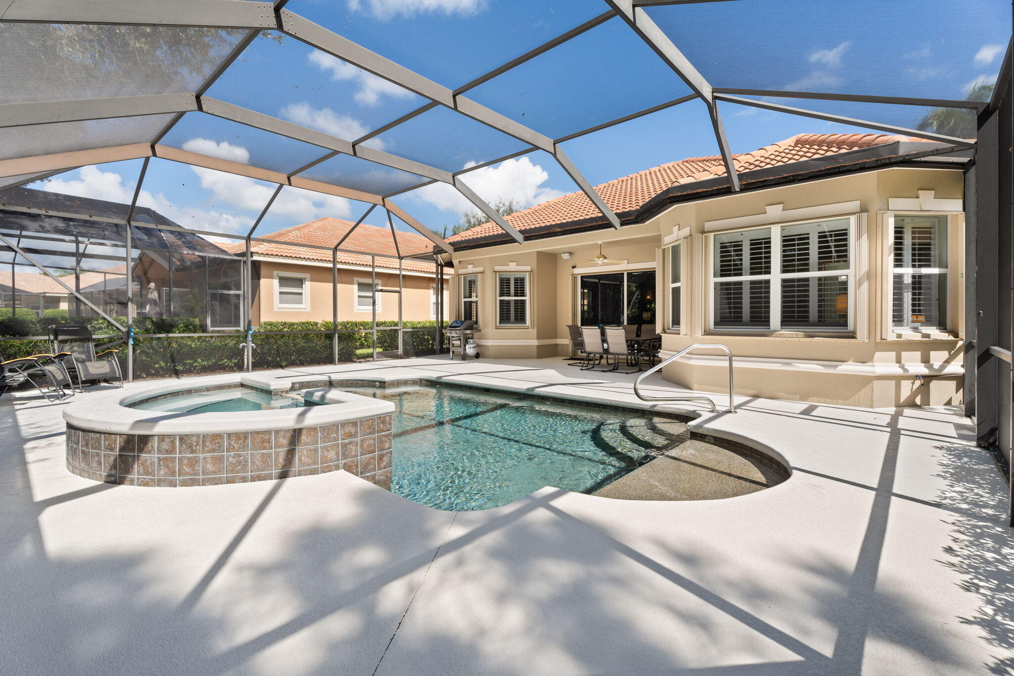 MAIDSTONE - Residential