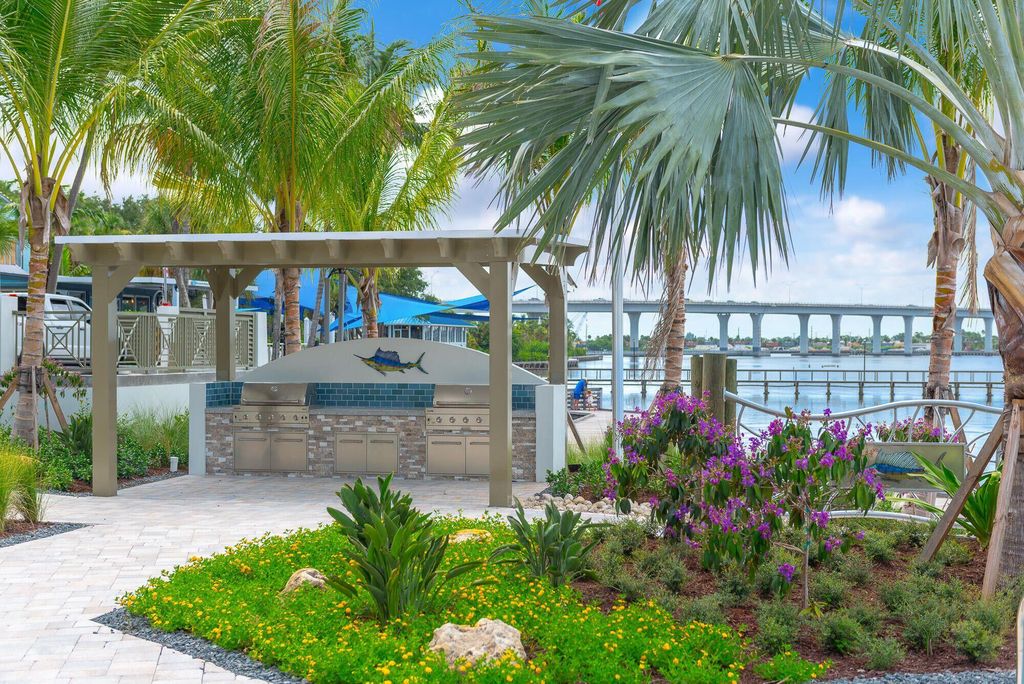 Photo of 41 SW Seminole Street #305, Stuart, FL 34994 (MLS # R11115893)