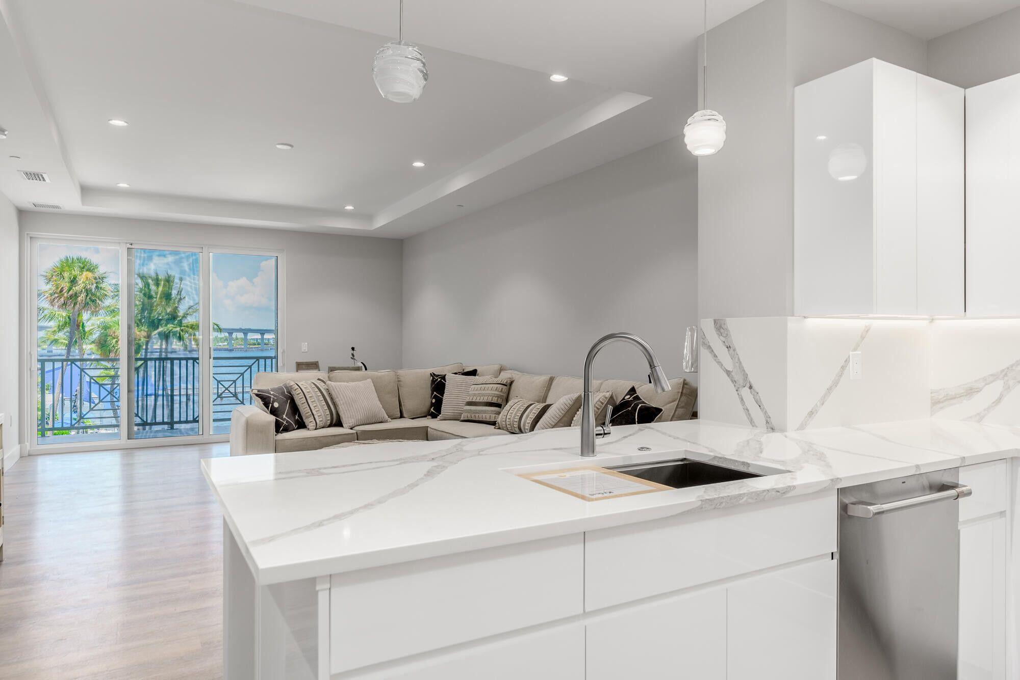 SAILFISH COVE CONDOMINIUM - Residential Lease