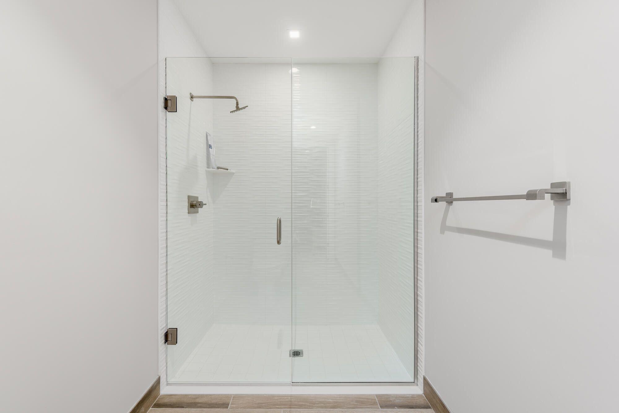 SAILFISH COVE CONDOMINIUM - Residential Lease