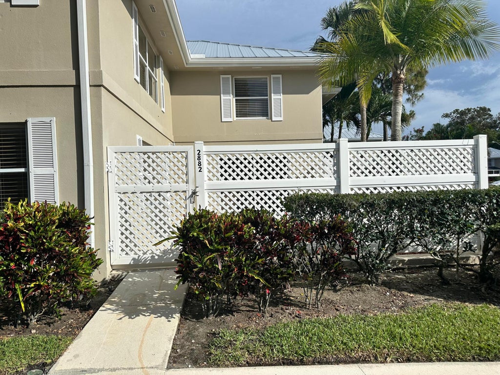 Photo of 2882 SW Lakemont Place, Palm City, FL 34990 (MLS # R10982062)