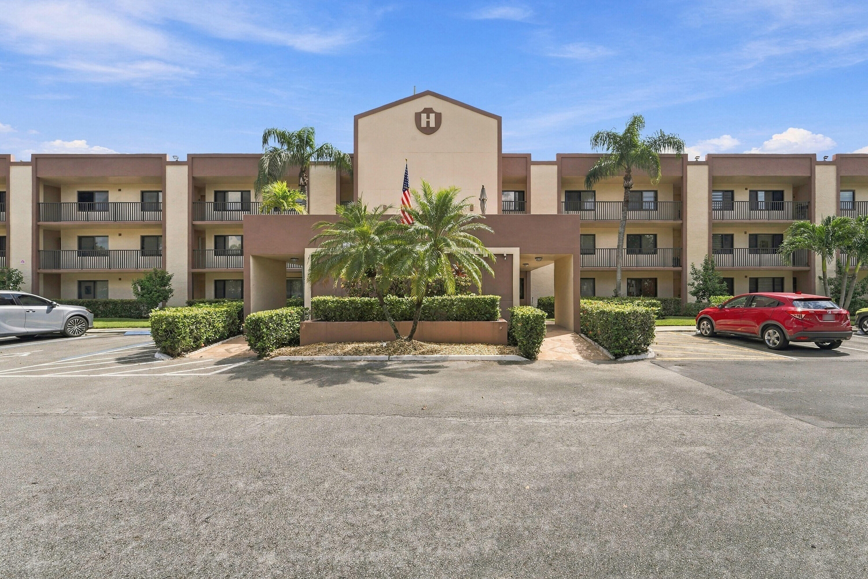 10607 W CLAIRMONT Circle 109
