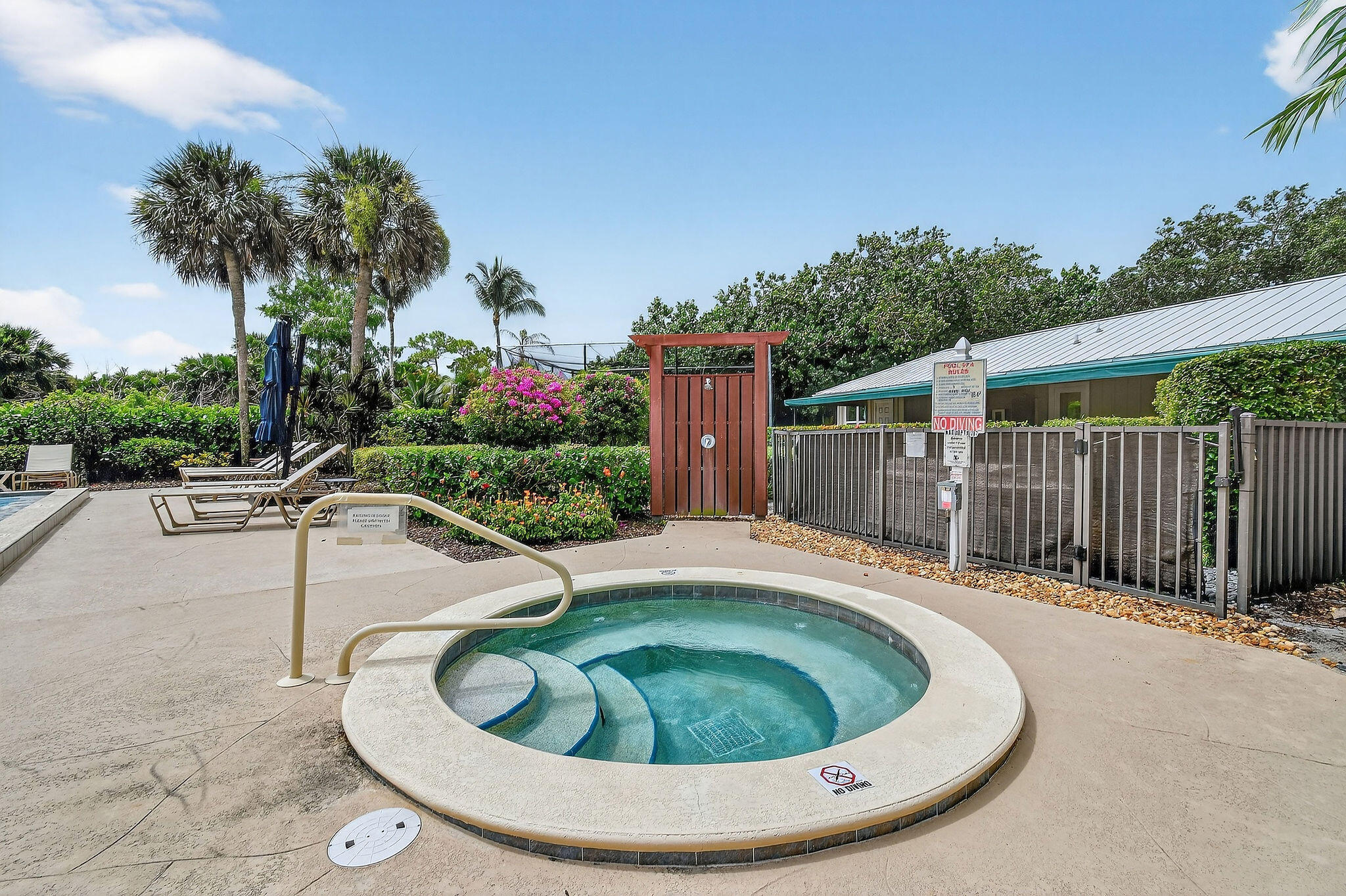 EAGLEWOOD - Residential