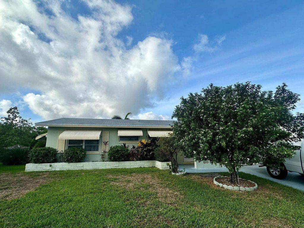 Photo of 4106 NW 47th Street, Tamarac, FL 33319 (MLS # R10999459)