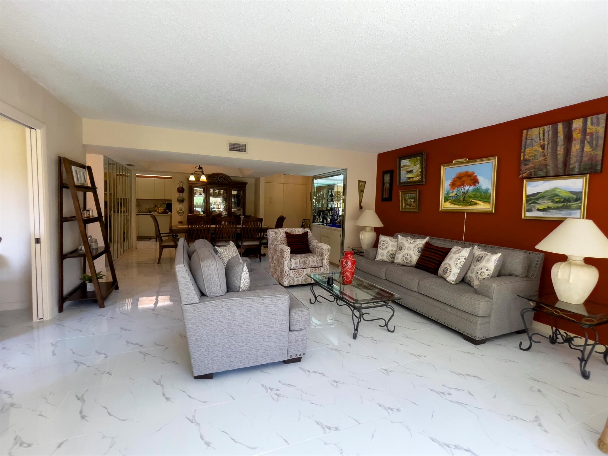 Wonderful first floor, seniors apartment with1650 Sqft, 3/2 spacious condo, ideal for many family members with 2 complete bathrooms with showers. new flooring, new paint, nice rooms, with golf view and close to the pool.