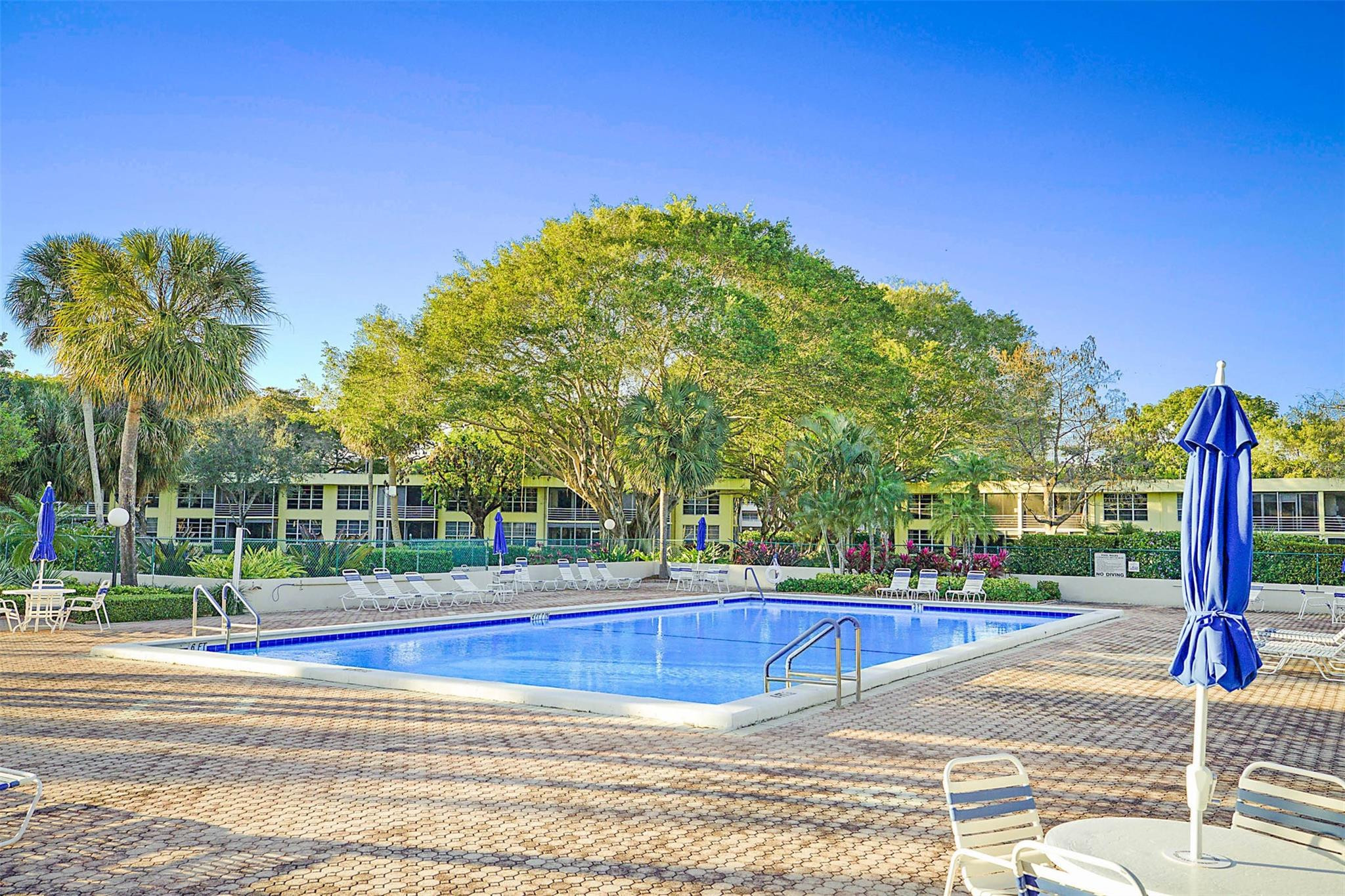 Palm-Aire - Residential