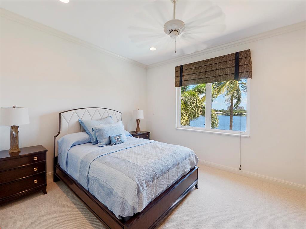 HARBOUR ISLES - Residential