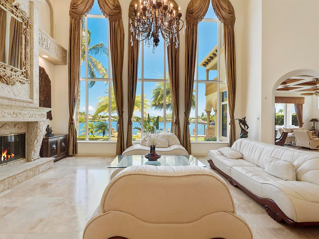 HARBOUR ISLES - Residential