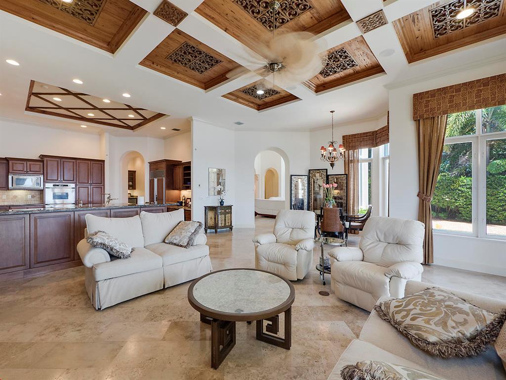 HARBOUR ISLES - Residential