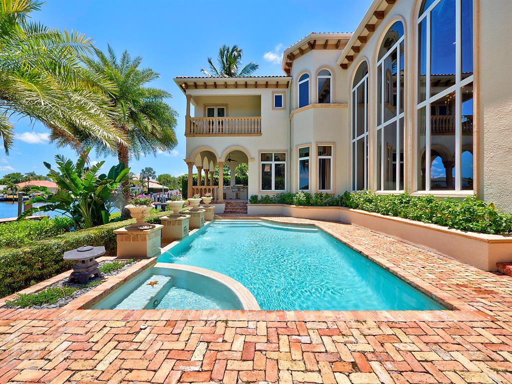 HARBOUR ISLES - Residential