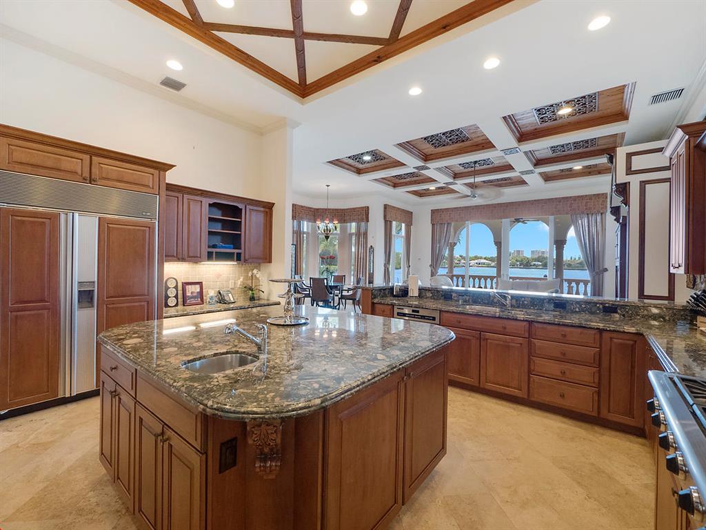 HARBOUR ISLES - Residential