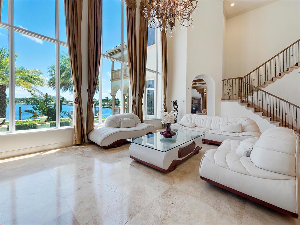 HARBOUR ISLES - Residential