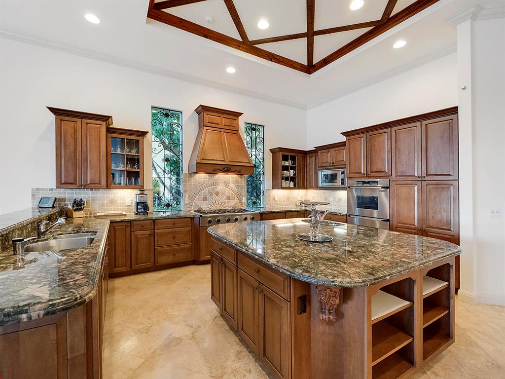 HARBOUR ISLES - Residential