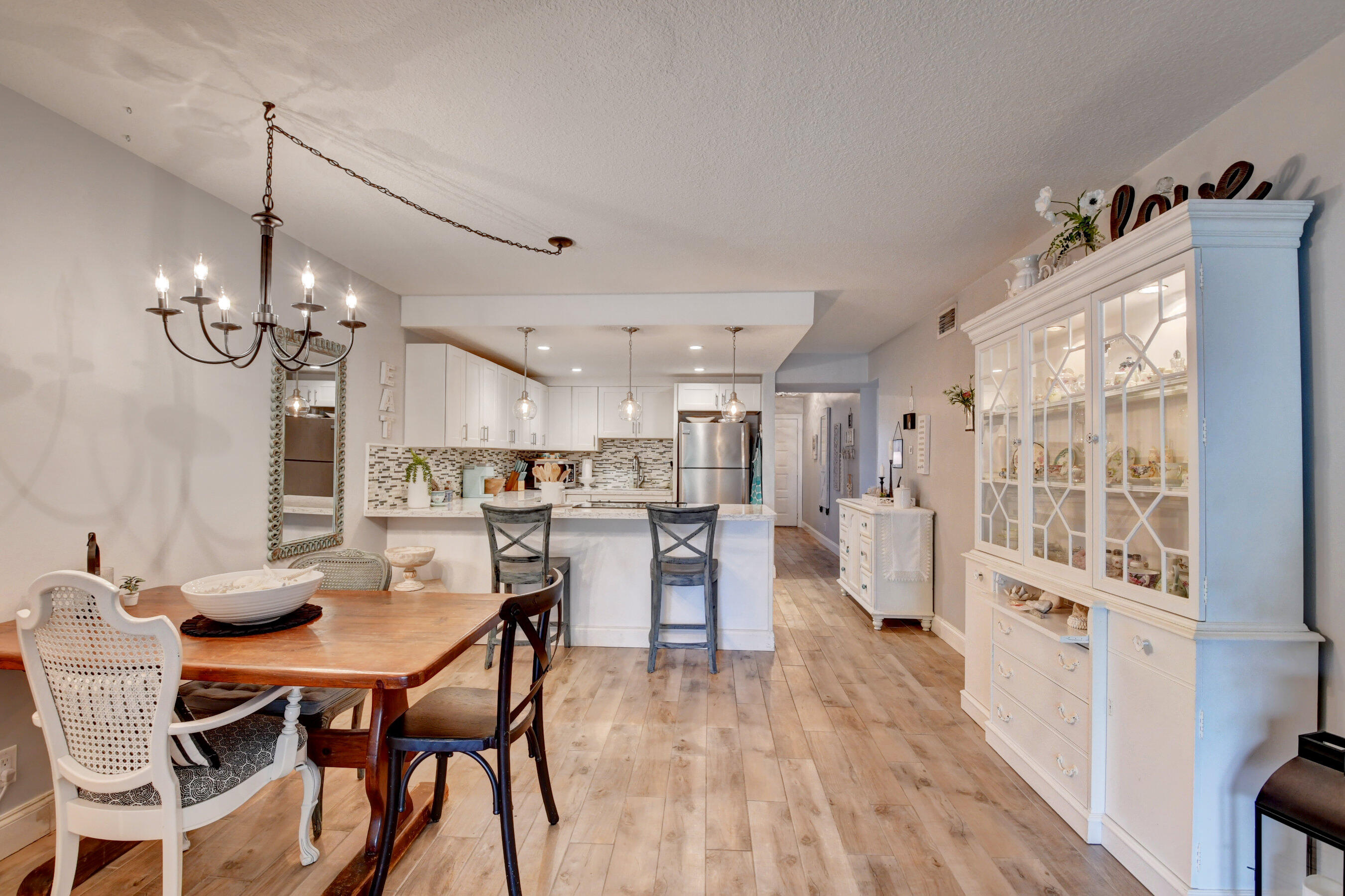 TROPIC VIEW CONDO - Residential