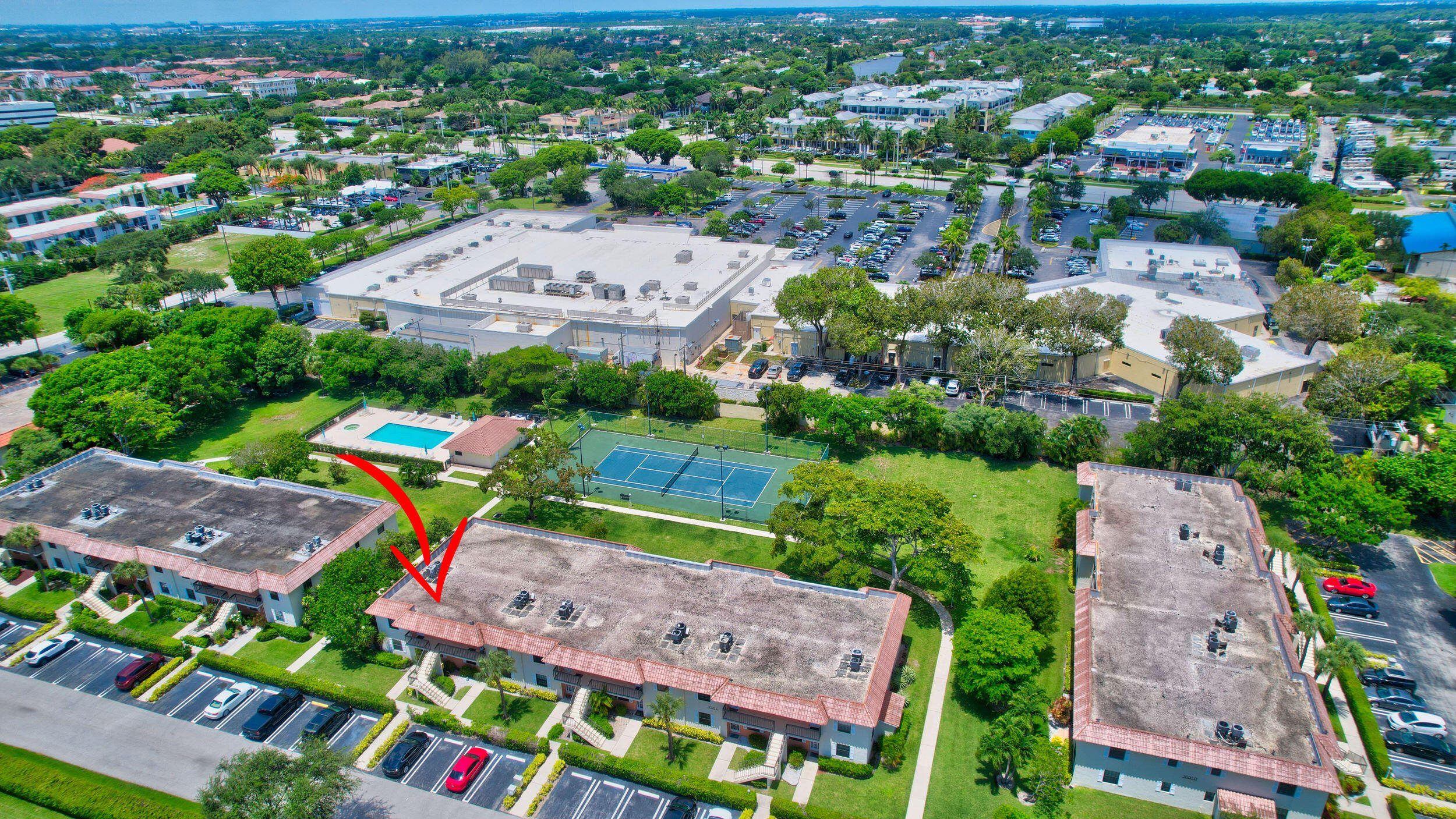 TROPIC VIEW CONDO - Residential