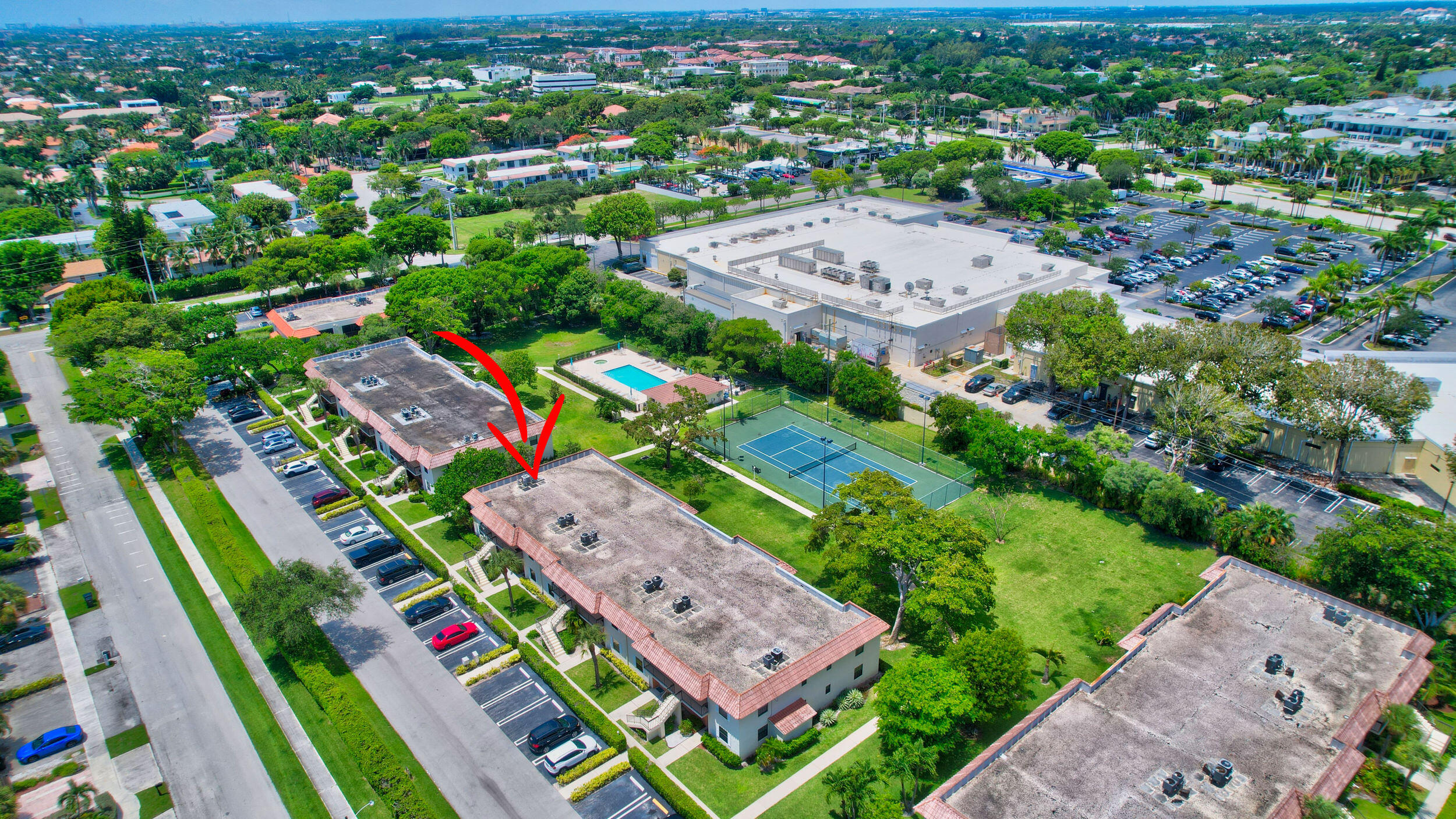 TROPIC VIEW CONDO - Residential