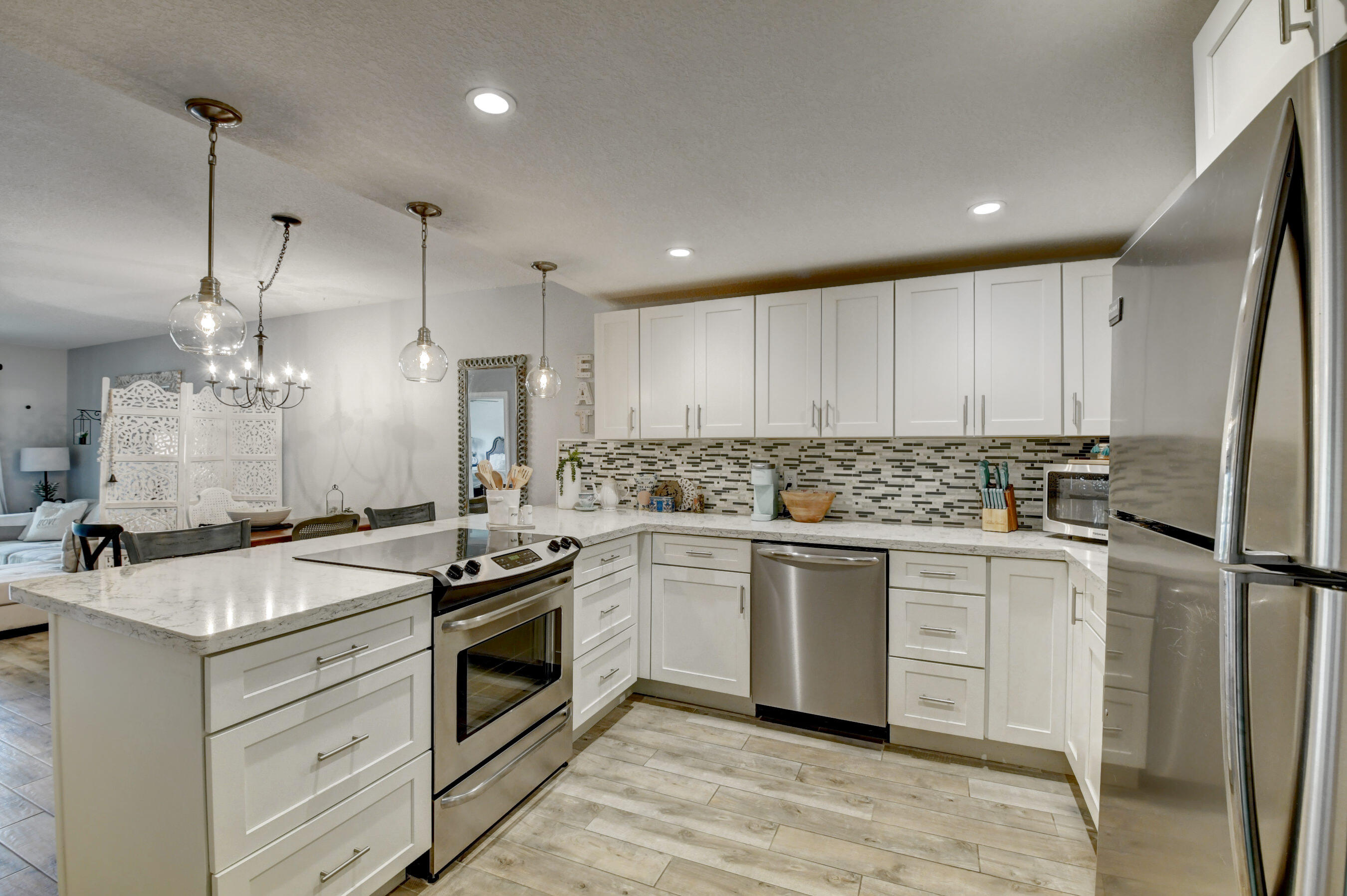 TROPIC VIEW CONDO - Residential