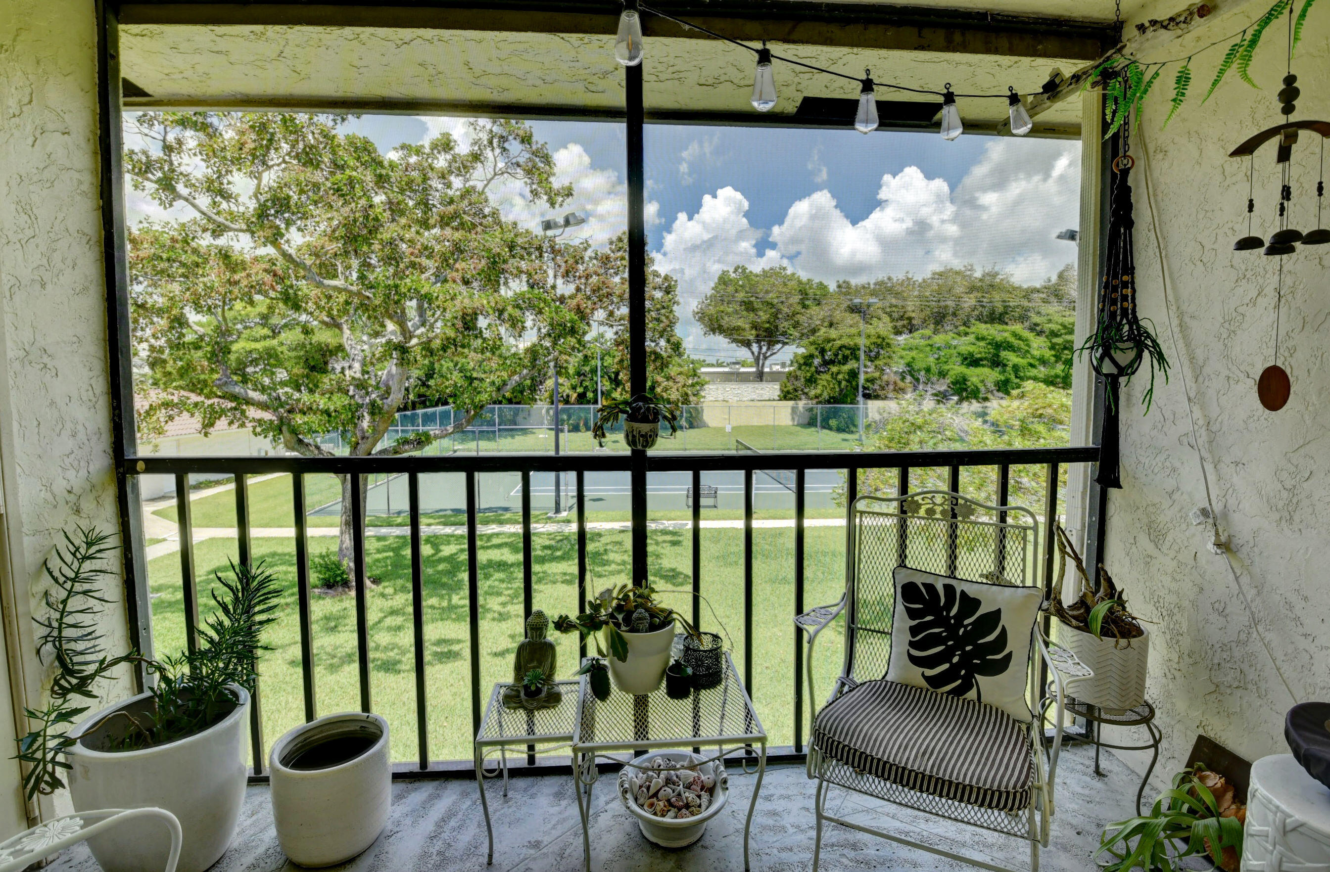 TROPIC VIEW CONDO - Residential