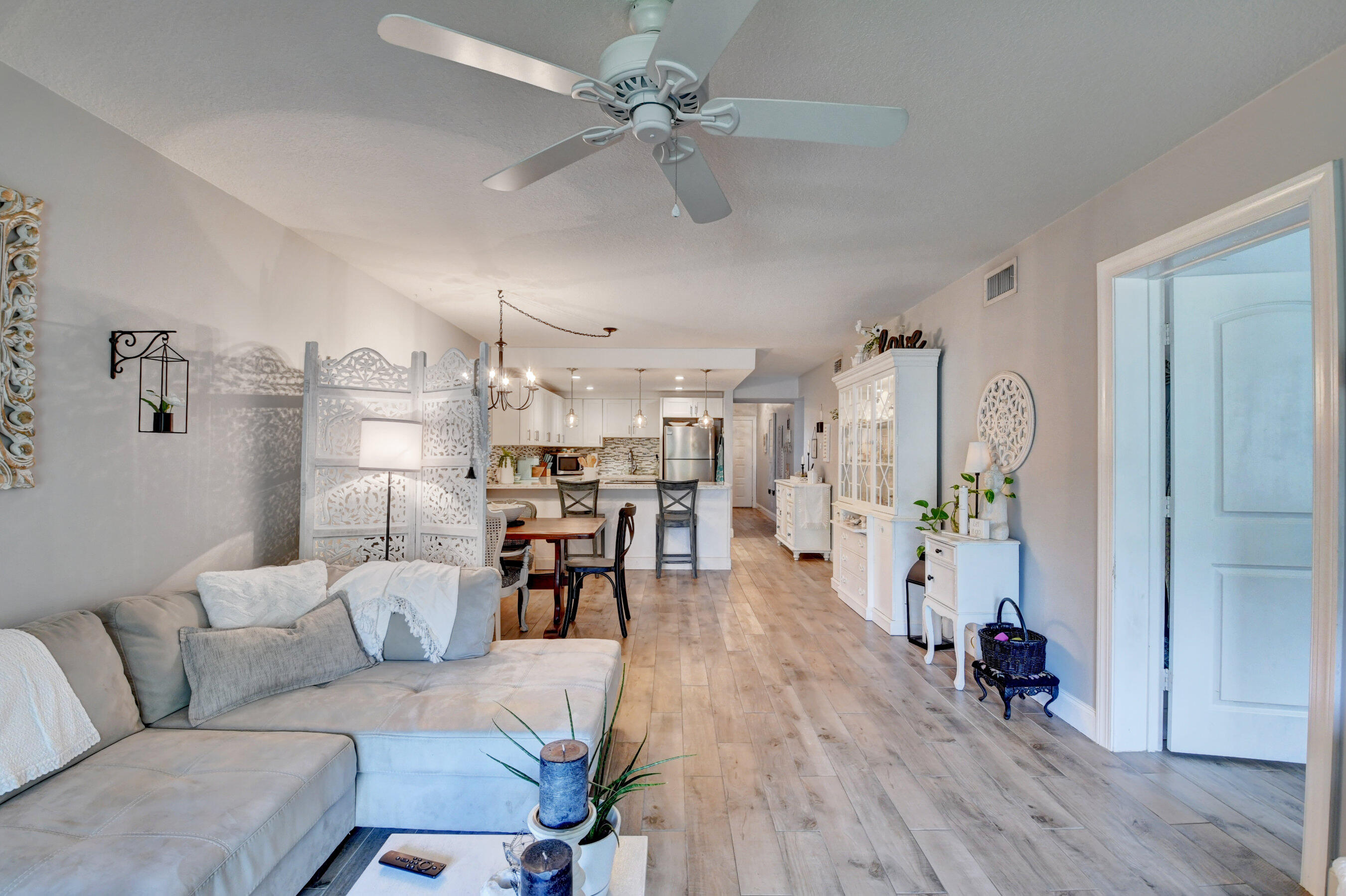 TROPIC VIEW CONDO - Residential