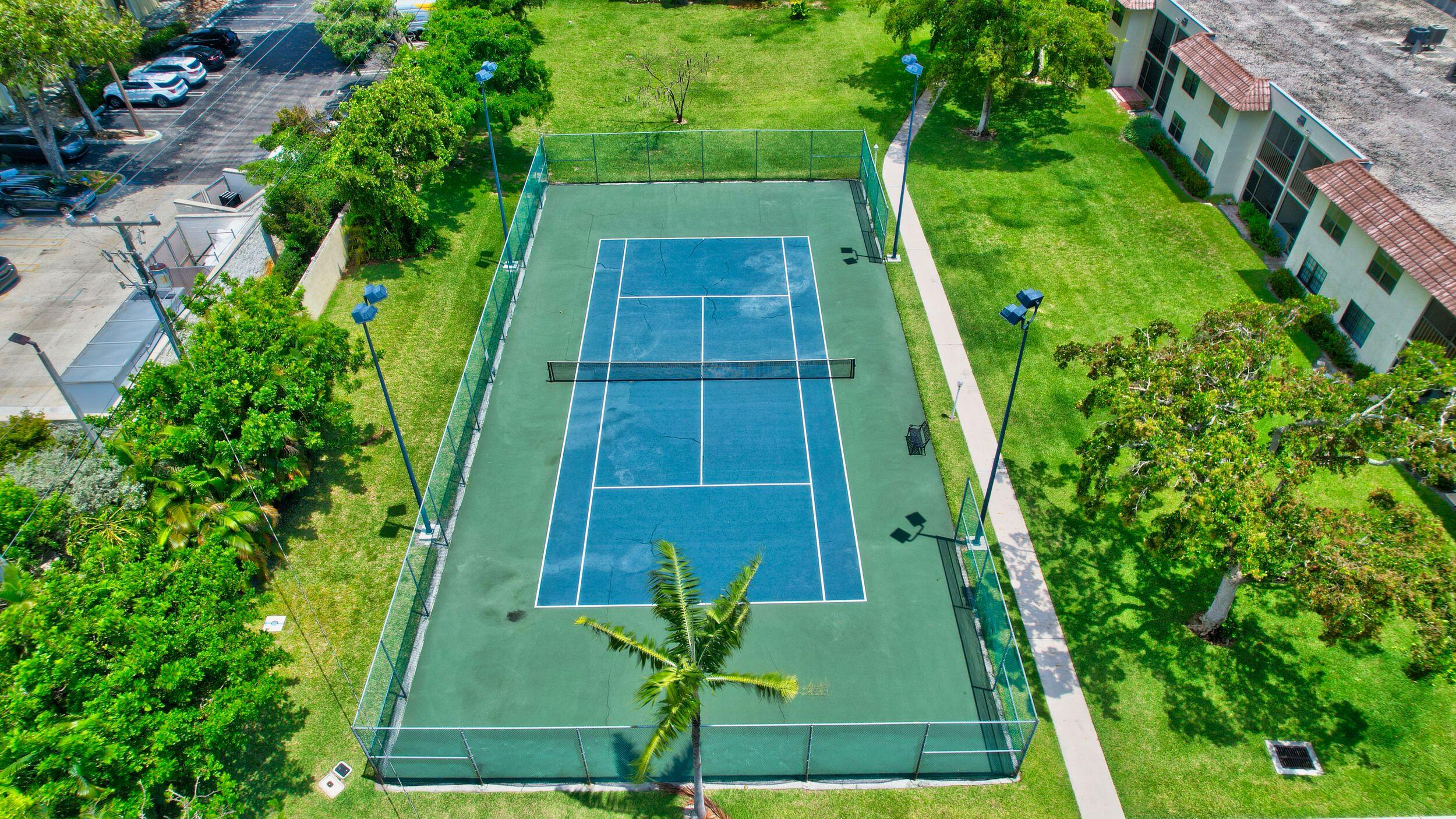 TROPIC VIEW CONDO - Residential