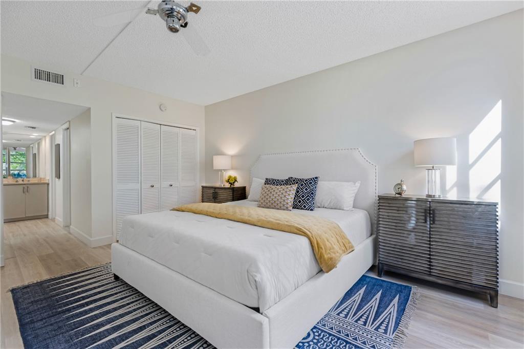 PALM AIRE CC - Residential