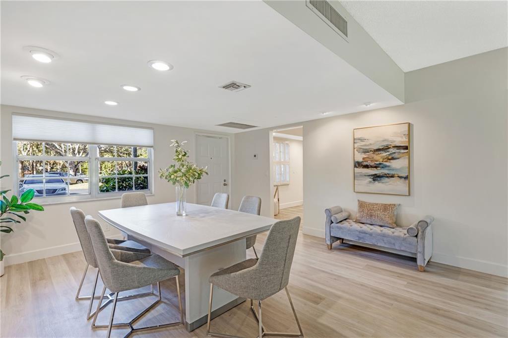 PALM AIRE CC - Residential