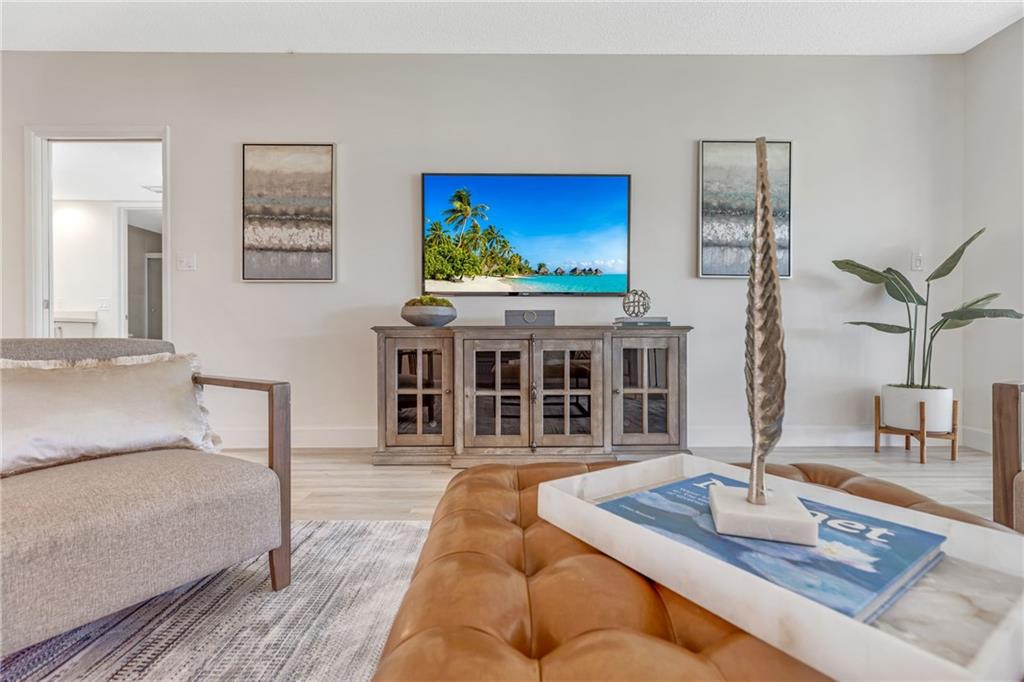 PALM AIRE CC - Residential