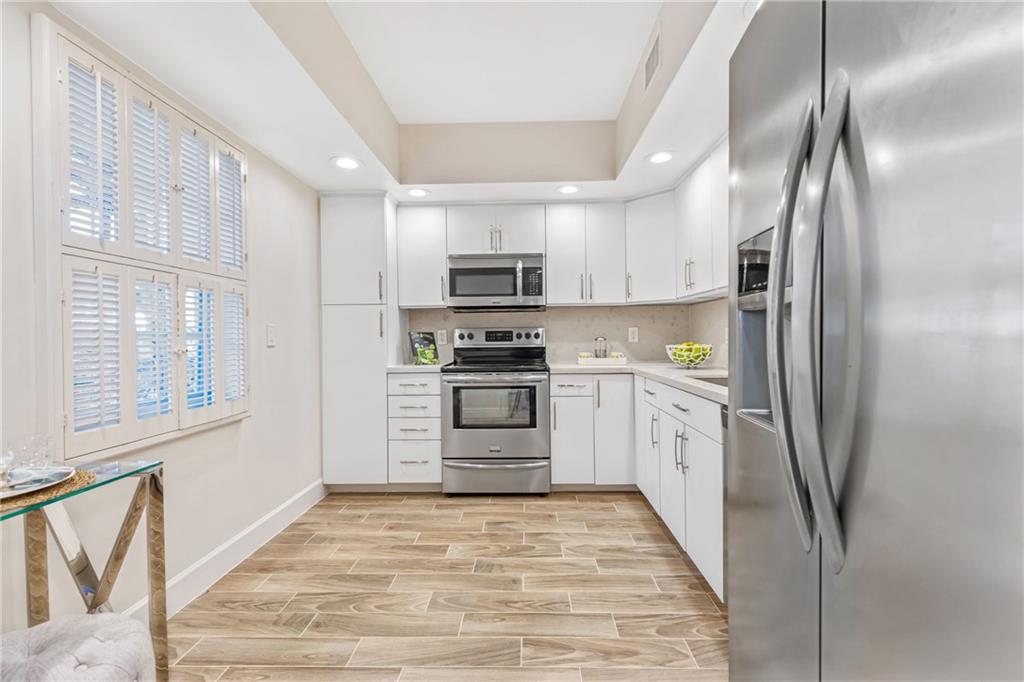 PALM AIRE CC - Residential