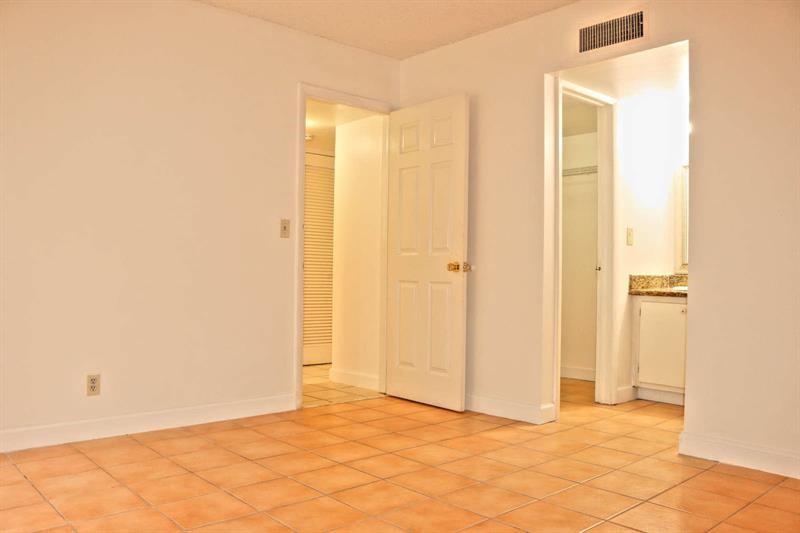 Oaks of Boca - Residential
