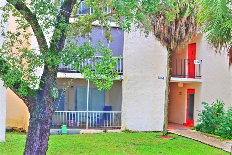 Oaks of Boca - Residential