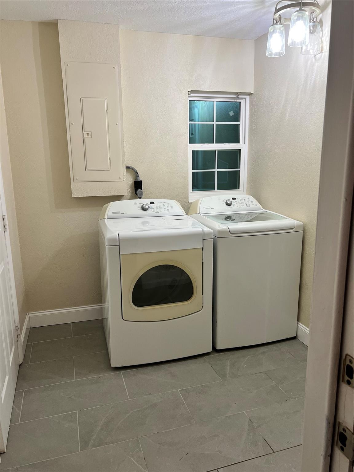 Druid Hills Rev - Residential