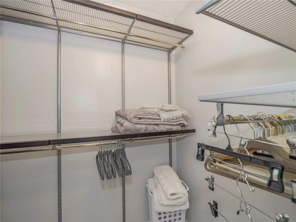 FAIRWAYS CONDO - Residential Lease