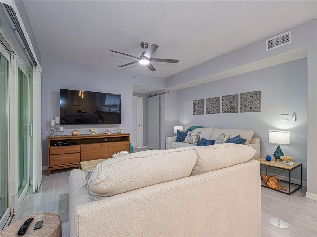 FAIRWAYS CONDO - Residential Lease