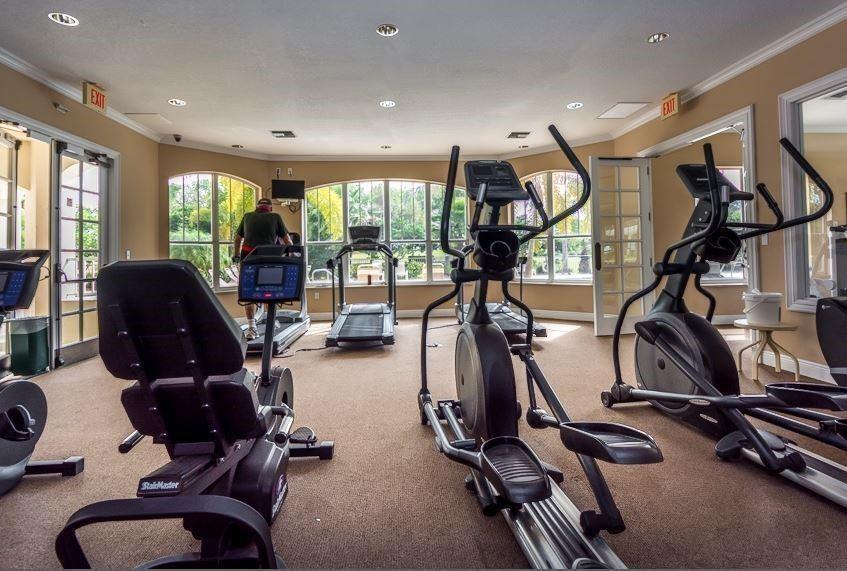 FAIRWAYS CONDO - Residential Lease