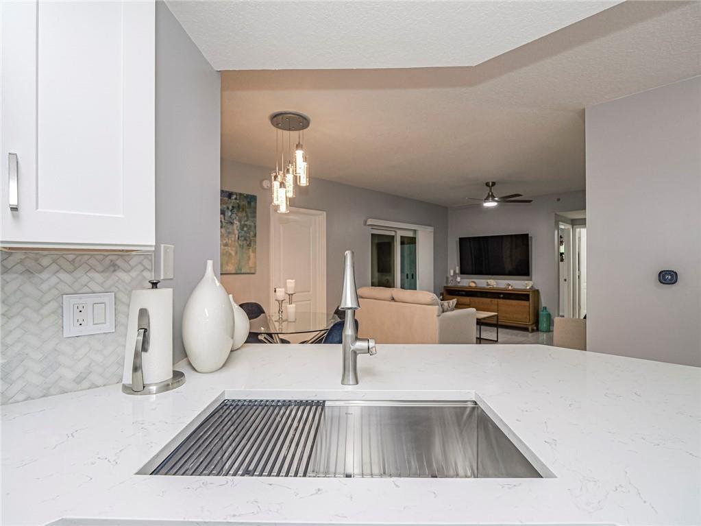 FAIRWAYS CONDO - Residential Lease