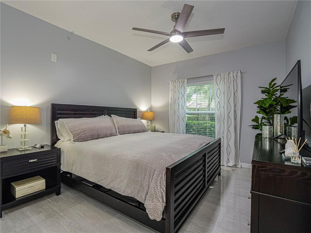 FAIRWAYS CONDO - Residential Lease