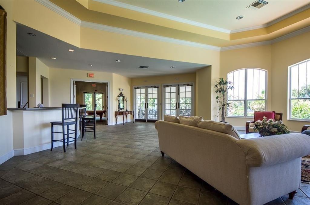 FAIRWAYS CONDO - Residential Lease