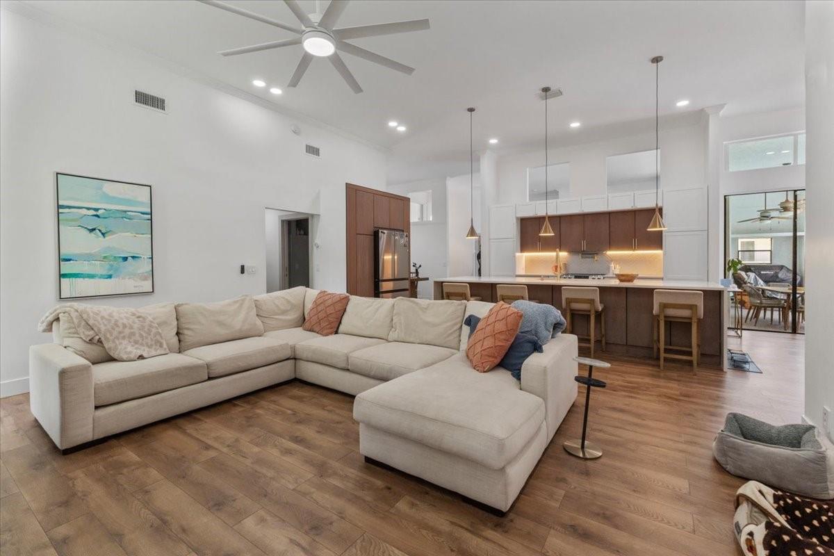 North Spgs 132-38 B - Residential