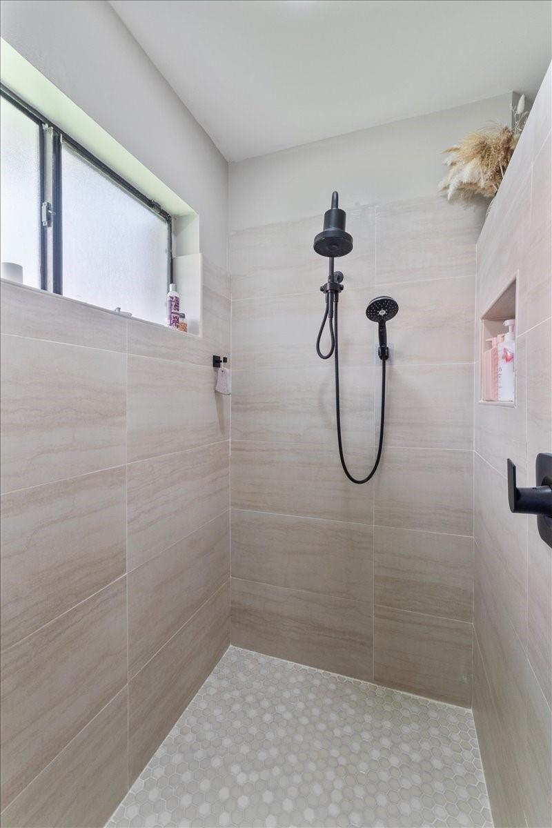 North Spgs 132-38 B - Residential
