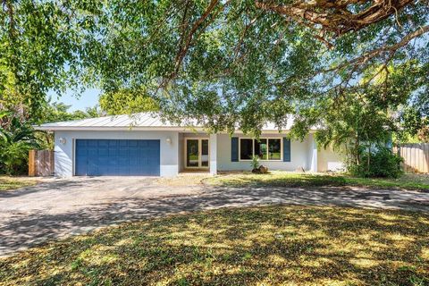 3907 Sherwood Boulevard Delray Beach FL 33445